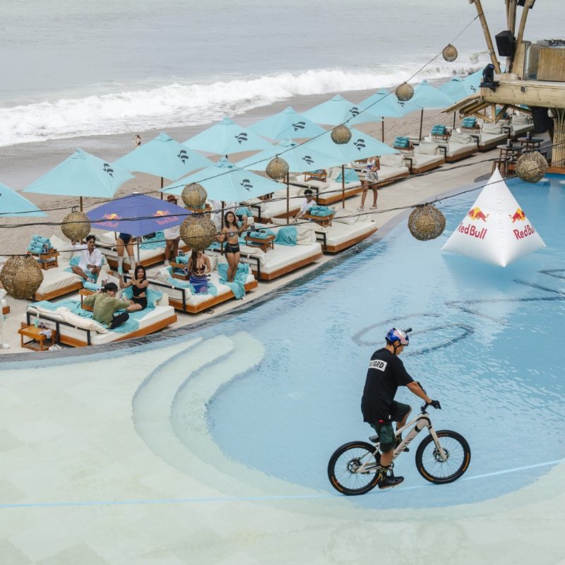 GM 250907 Tomomi Nishikubo FINNS Beach Club 0005