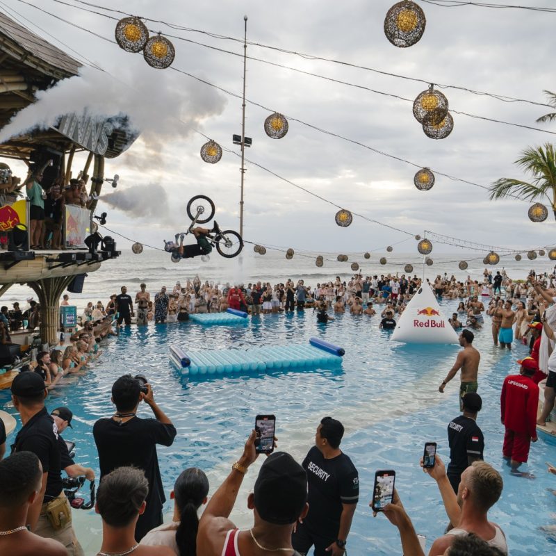 GM 250907 Tomomi Nishikubo FINNS Beach Club 0008