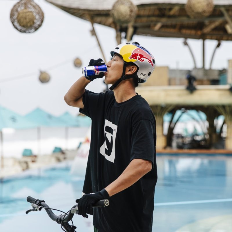 GM 250908 Tomomi Nishikubo FINNS Beach Club 0010